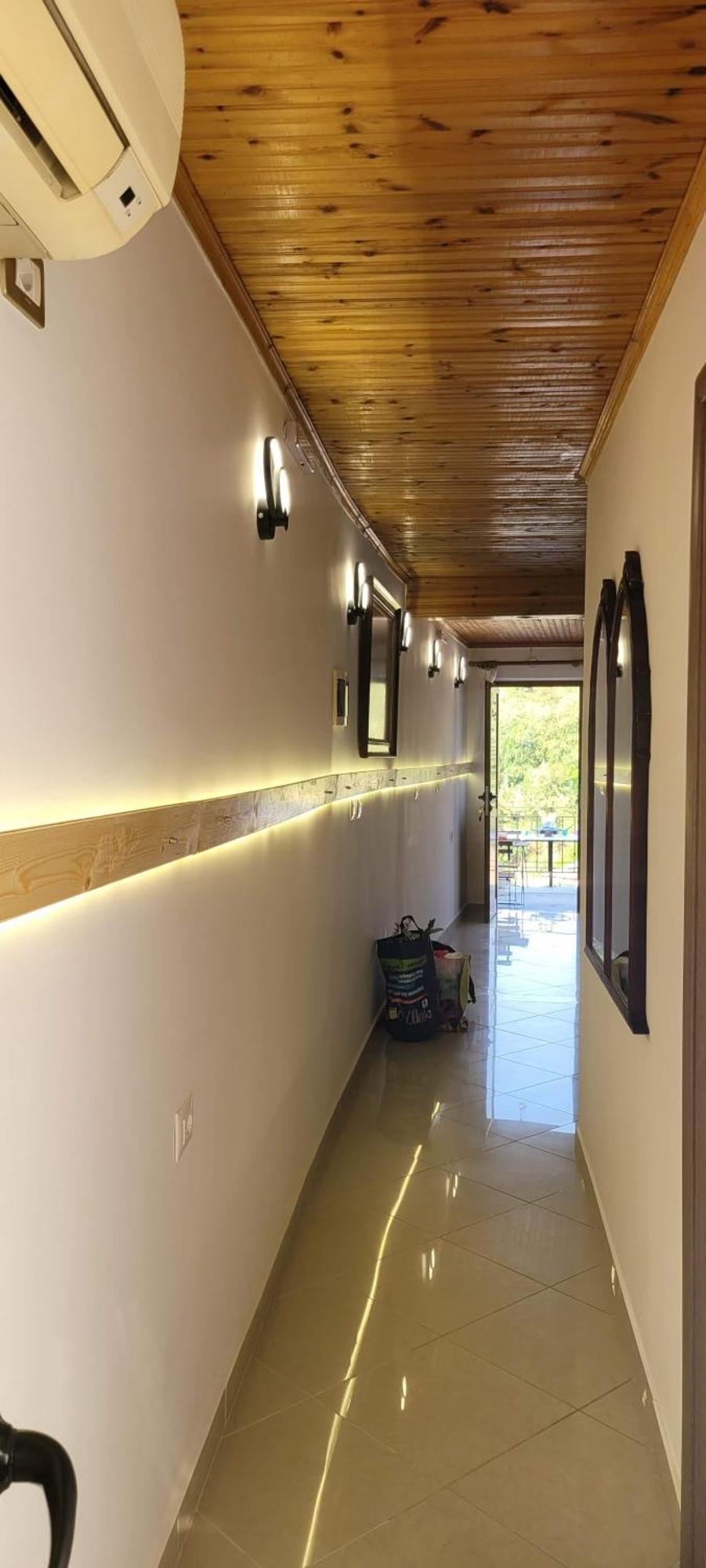 Guest House Emily Gjirokastër Екстериор снимка