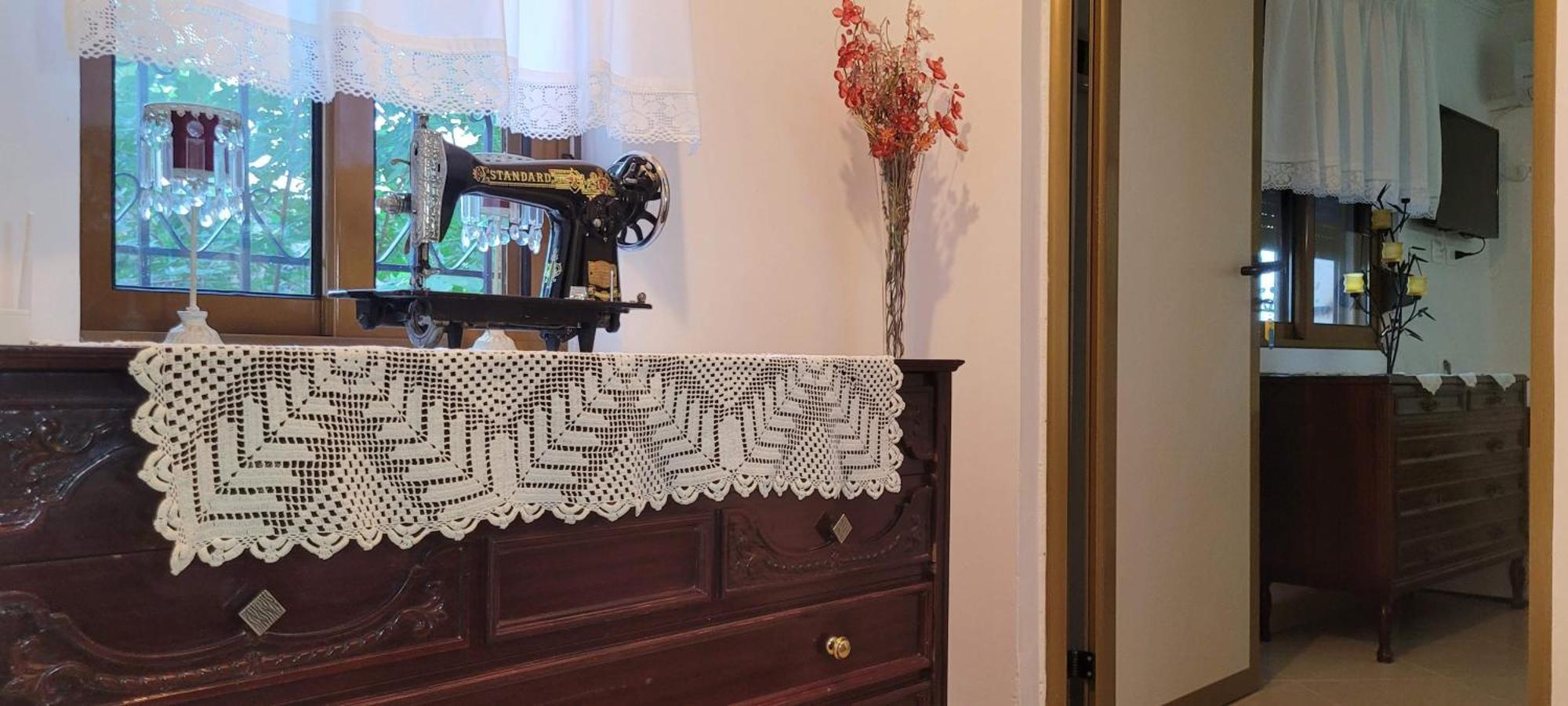 Guest House Emily Gjirokastër Екстериор снимка